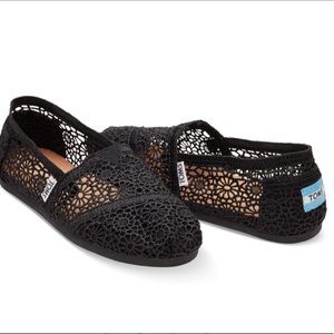 Toms classic Moroccan crotchet slip ons